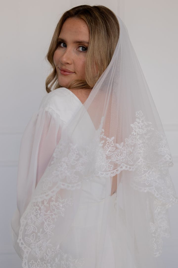 Marla Vintage Lace Edge Blusher Veil